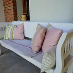 Case de vacanță Tiszara Nezo Hevereszo - Lounger Overlooking The Tisza River *