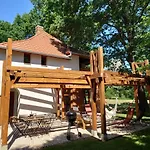 Case de vacanță Tiszara Nezo Hevereszo - Lounger Overlooking The Tisza River