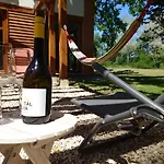 Case de vacanță Tiszara Nezo Hevereszo - Lounger Overlooking The Tisza River *