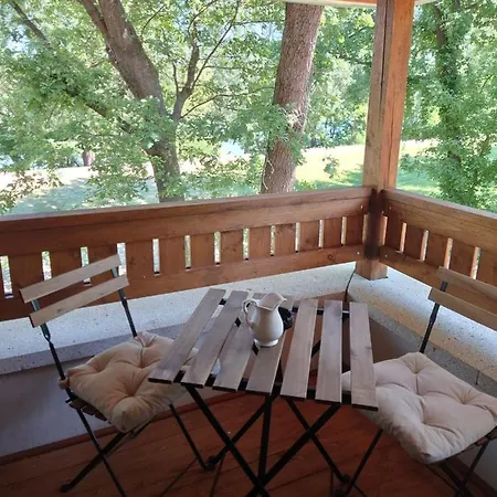 Vakantiehuis Tiszara Nezo Hevereszo - Lounger Overlooking The Tisza River Tiszalok