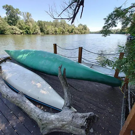 Tiszara Nezo Hevereszo - Lounger Overlooking The Tisza River