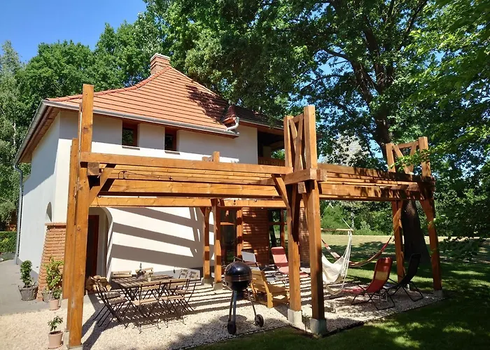Vakantiehuis Tiszara Nezo Hevereszo - Lounger Overlooking The Tisza River